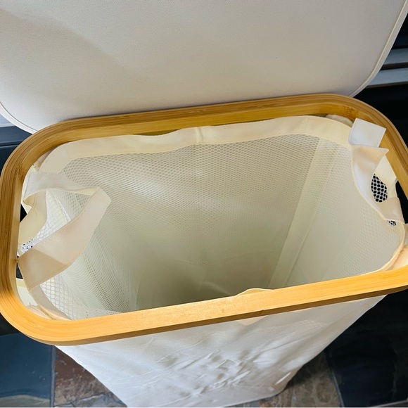 🔥🔥Hot pick New Slim Laundry Hamper with Lid, with Removable Bag  63L Off White - Picture 12 of 12